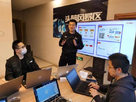 杭州民警参与研发健康码：没有样本供参照 16小时完成业务架构
