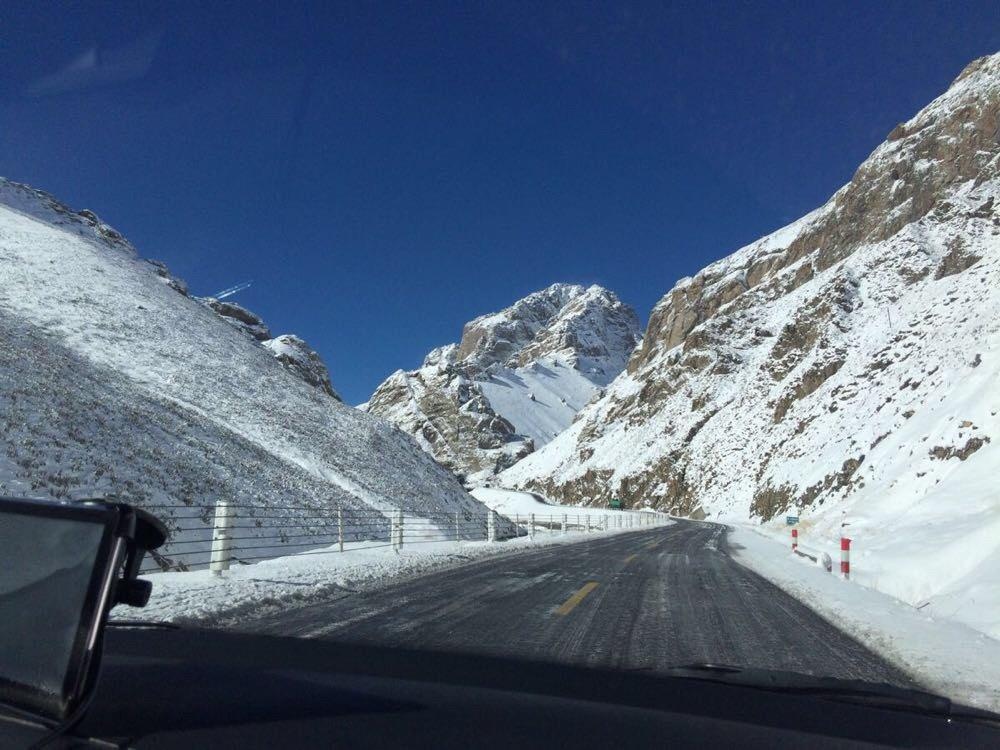 交通运输部：受降雪及路面结冰影响 4省26个路段道路封闭