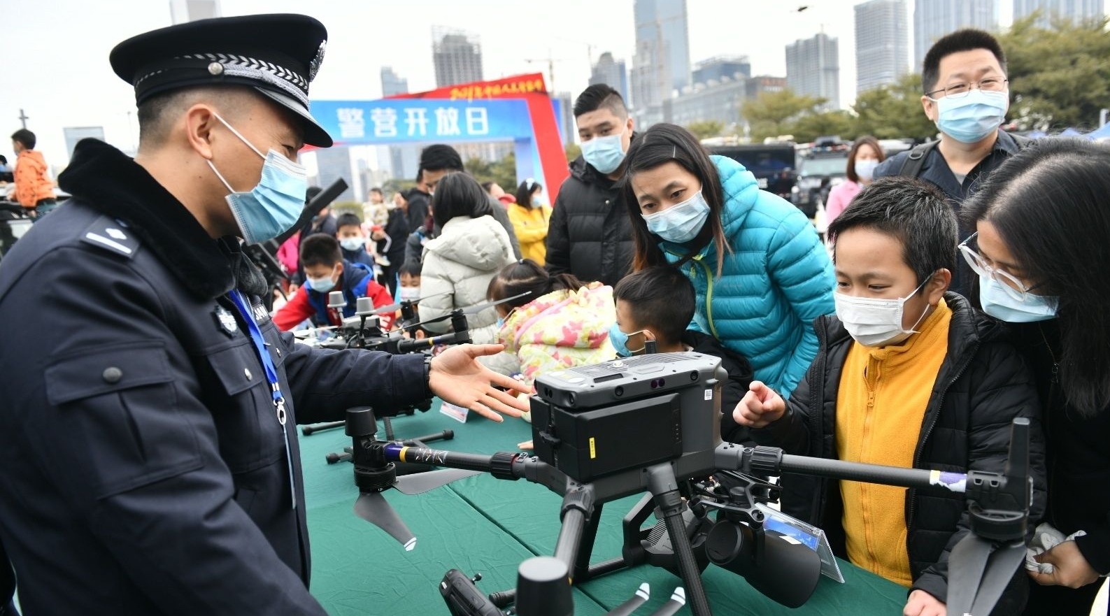 防暴车无人机等悉数亮相，带你感受佛山公安警营开放日