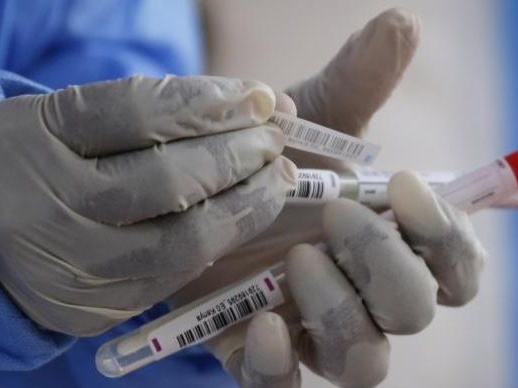 美国又一议员接种疫苗后感染新冠，新年首日检测曾是阴性