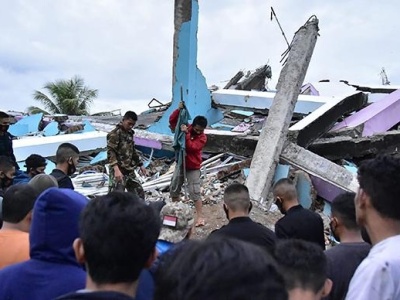 外媒：印尼地震已致26死超600伤，当地一医院被夷为平地