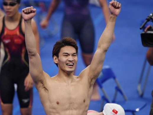 国际泳联正式确认徐嘉余等人中国男女混合接力世界纪录