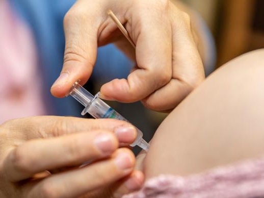 浙江省疾控专家：没有证据表明新冠病毒变异会使现有疫苗失效