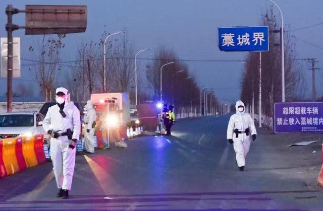 石家庄藁城区对226个村庄、515个小区落实最严格封闭管控