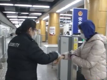 疫情会大规模卷土重来吗？春节该怎么过？专家研判