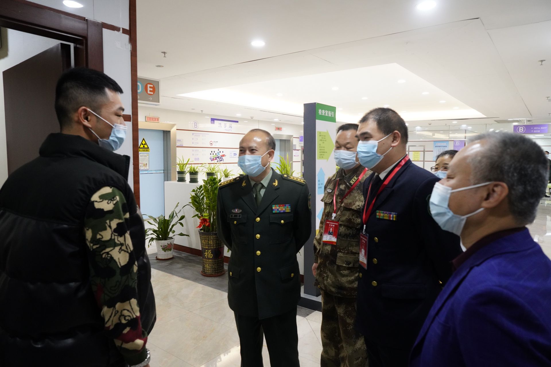 以“四严”要求把好体检关，罗湖区征兵办有序推进兵员征集