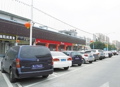 旧厂房变停车场，江门市高新区盘活资源解决停车难