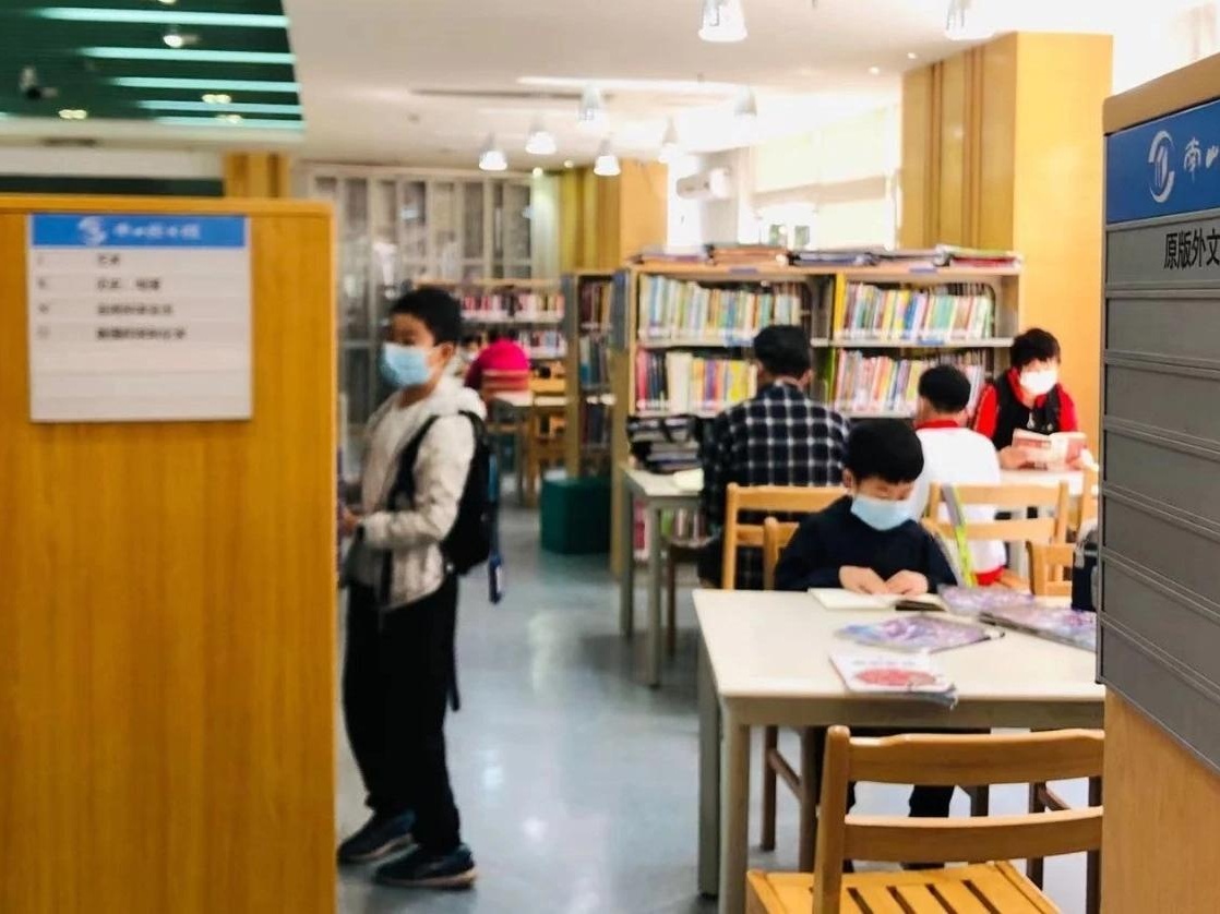 春节服务不打烊，南山图书馆陪市民留深过了个温暖文化年