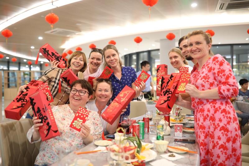 丰富多彩、年味十足！深北莫为留校师生组织系列关爱活动