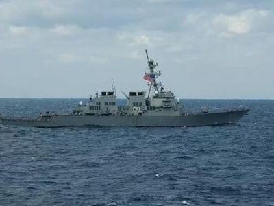 美舰穿航台湾海峡 东部战区：全程跟踪监视