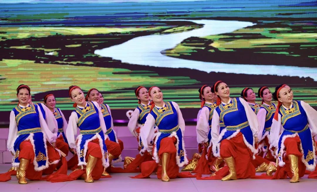“金秋”文体节：凝聚老干部传递正能量的“多元化”平台