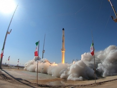 伊朗成功试射新型国产卫星运载火箭