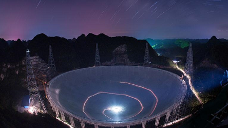 中国天眼新发现：FAST望远镜捕获三例新高色散快速射电暴