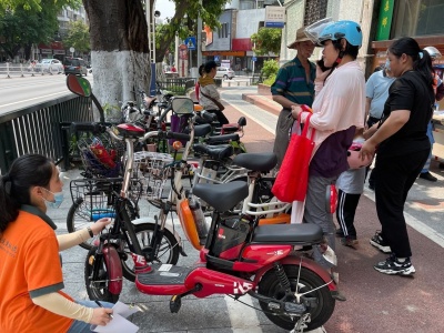 视频︱7月起，未注册登记不得上路，江门市民积极参与电动自行车登记