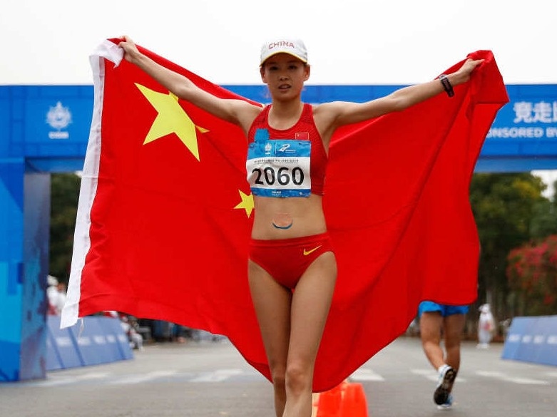 祝贺！杨家玉打破女子20公里竞走世界纪录