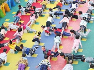 深圳公办幼儿园在园儿童占比过半 听家长园长夸赞幼儿园