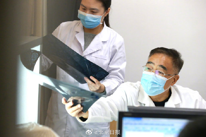 张伯礼：中国是闭卷考、国外是开卷考，印度疫情令人警觉