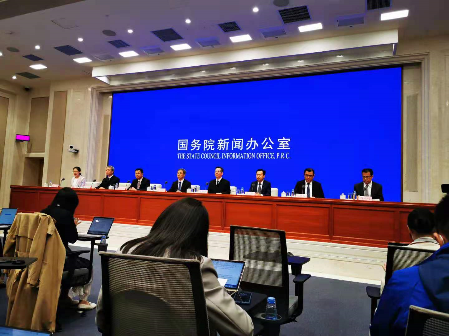 国家发改委：我国建成世界上规模最大的社会保障体系