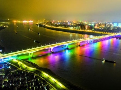 夜景再添璀璨 肇庆大桥完成泛光工程