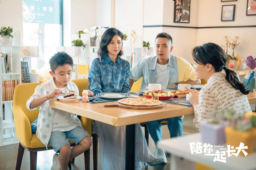 《陪你一起长大》：说不尽的育儿焦虑