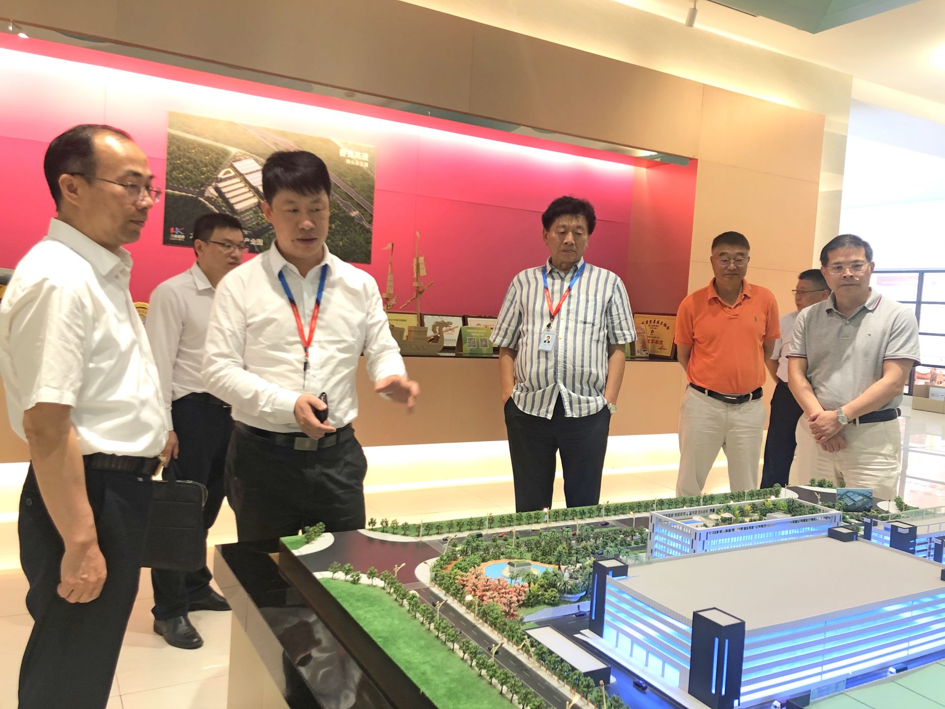 东莞市桥头镇：镇校企三方“联姻”共建“包装学院”