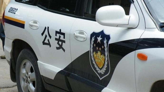 广州交警辟谣“特斯拉禁上高速”：临时控流，非针对特定车型