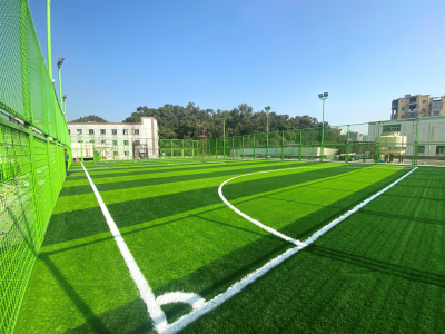 东莞长安新增3个“空中足球场” 草坪、灯光、围栏、电梯一应俱全