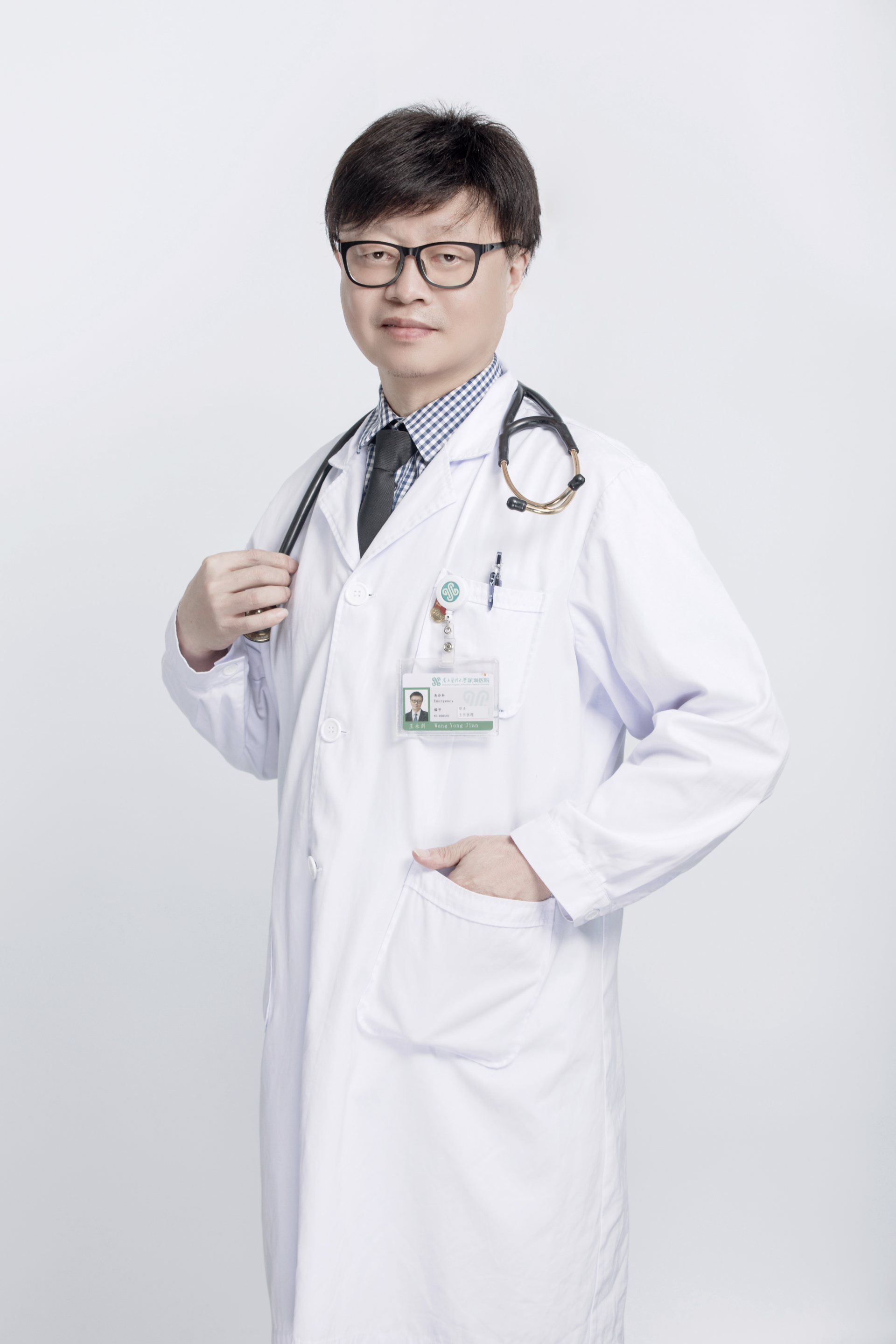天气越来越热，口罩戴不住咋办？专家为市民科学戴口罩支招
