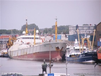 外媒：3名中国船员在加纳海域被绑架，海盗先开火后登船