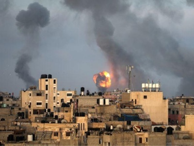 以军再摧毁哈马斯银行大楼，空袭和炮击已致巴方126人死亡
