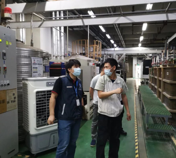 强化排污证后管理，东莞市松山湖环保卫士主动当好“服务员”