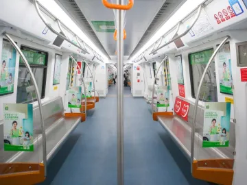 深圳市人大代表现身说法谈盐田交通变迁：“地铁开通后大不一样”