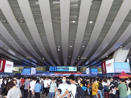 深圳铁路五一期间发送旅客157.3万人次