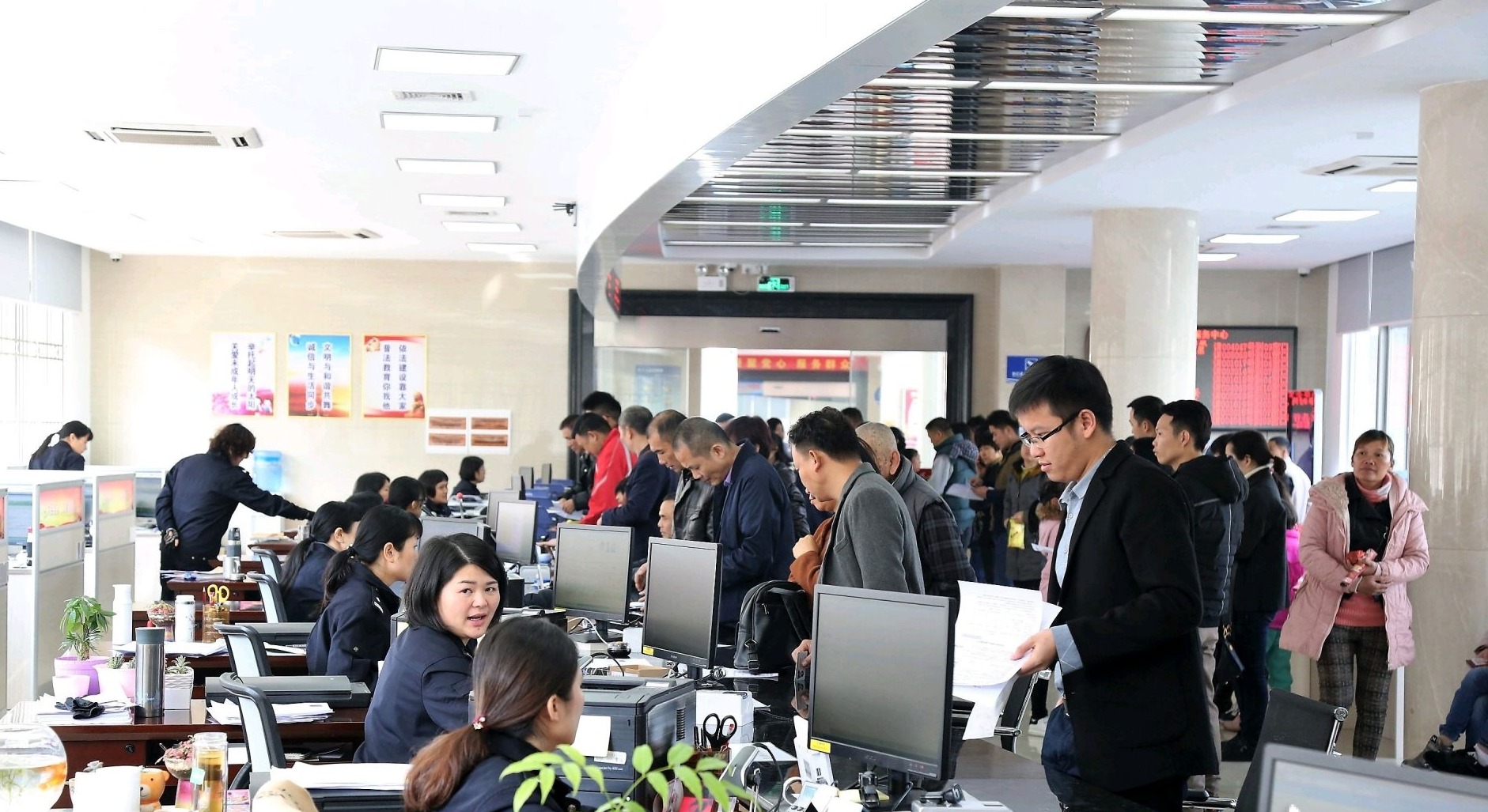 肇庆唯一！德庆县政务服务大厅被评为“全省标杆”