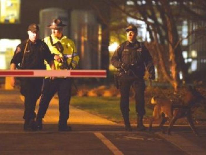 美国罗切斯特市一男子在接受停车检查时遭枪击身亡