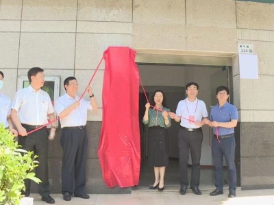 深圳首个区级既有住宅加装电梯便民服务点揭牌  