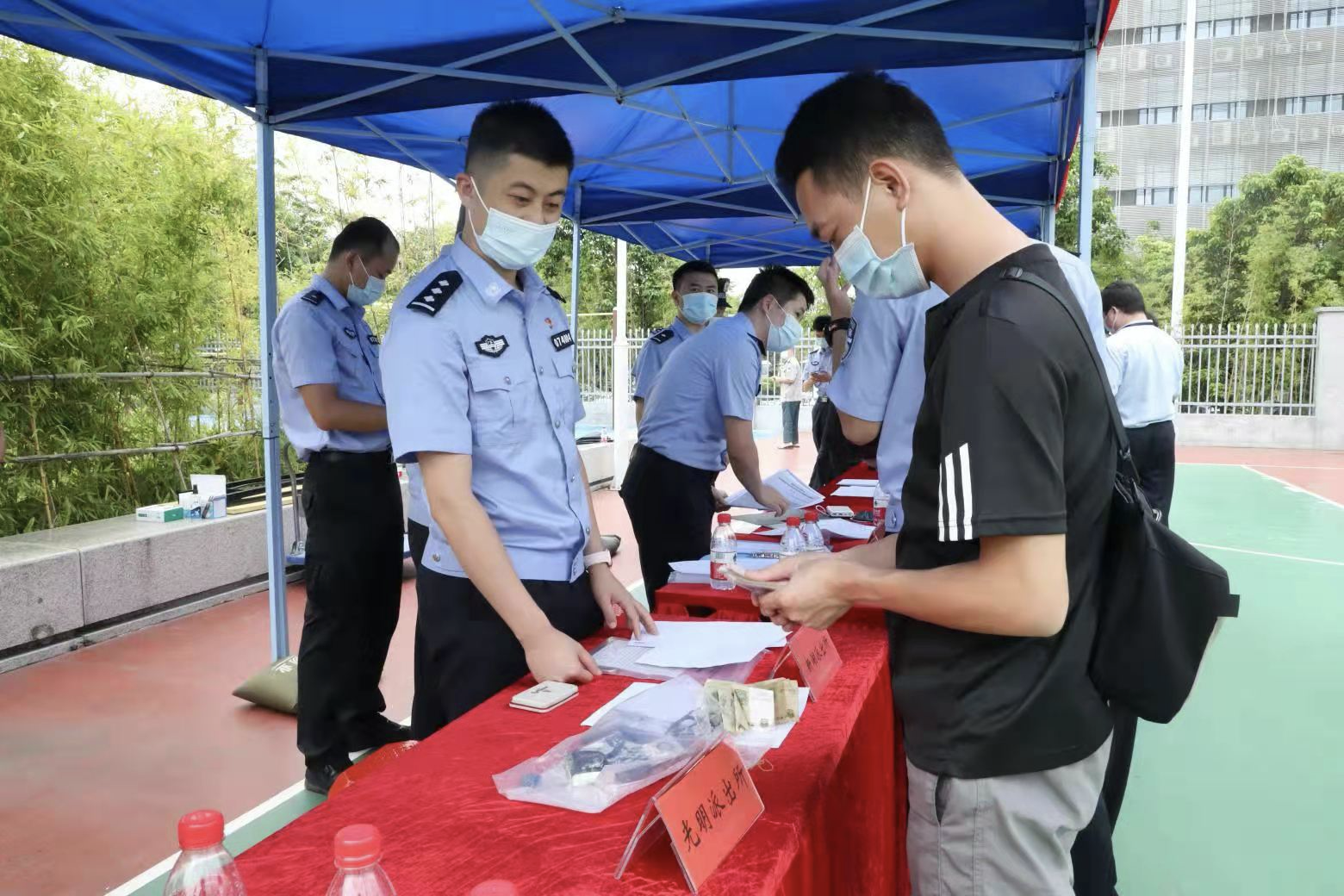 深圳警方开展涉案财物集中发放活动，返还涉案资金500余万元