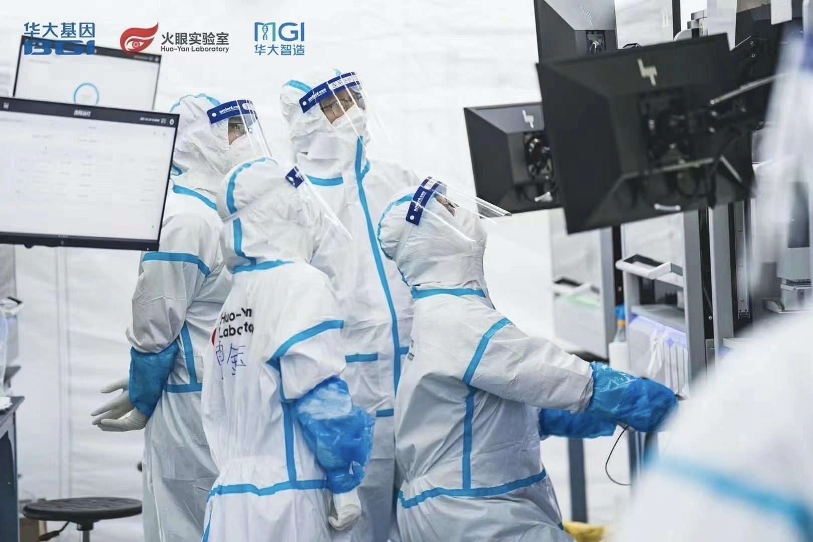 他们还是学生，却坚守在抗疫一线