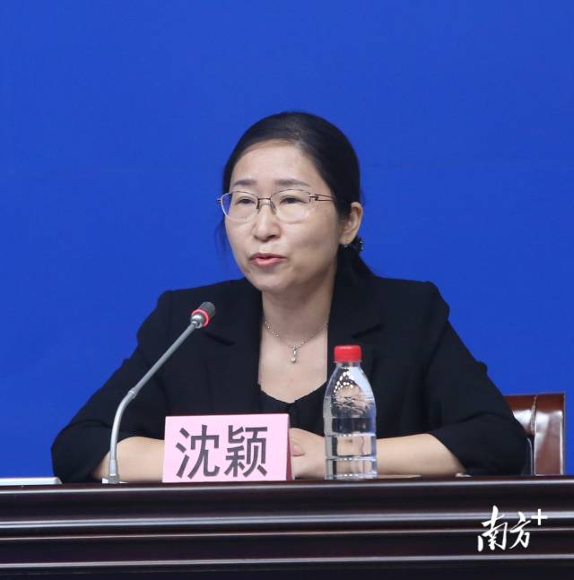 第14号通告实施后，广州机场火车站客运站共劝返约1.8万不符合条件人员 
