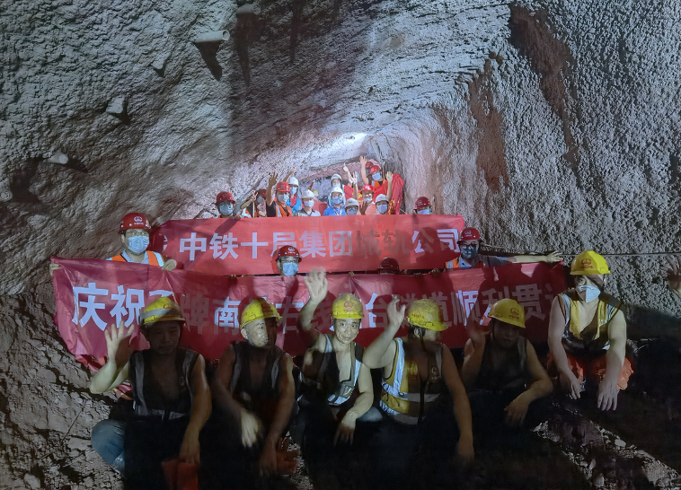 在广州中心城区修地铁，他们用了这种创新形式施工