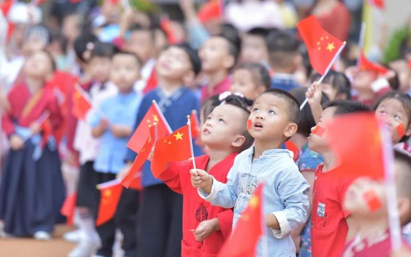 超燃！龙华400余名师生倾情献唱《我的祖国》