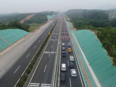 茂湛高速改扩建项目顺利完成首次交通转换