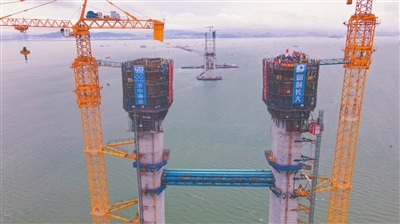 深中通道伶仃洋大桥西主塔封顶！大桥建设全面转入上部结构施工阶段