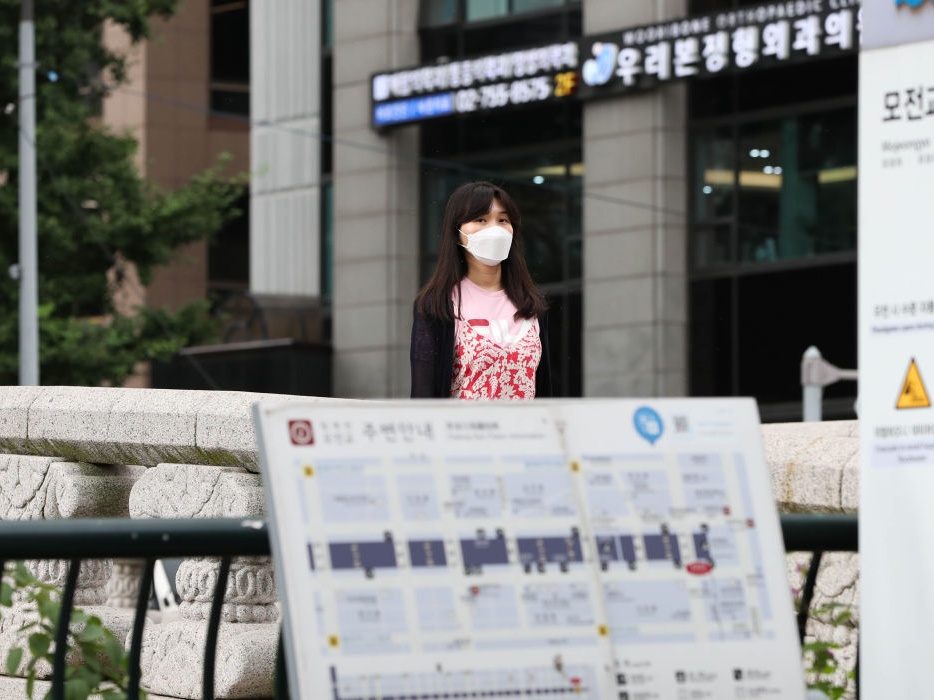韩国单日新增新冠确诊病例连续三天破纪录