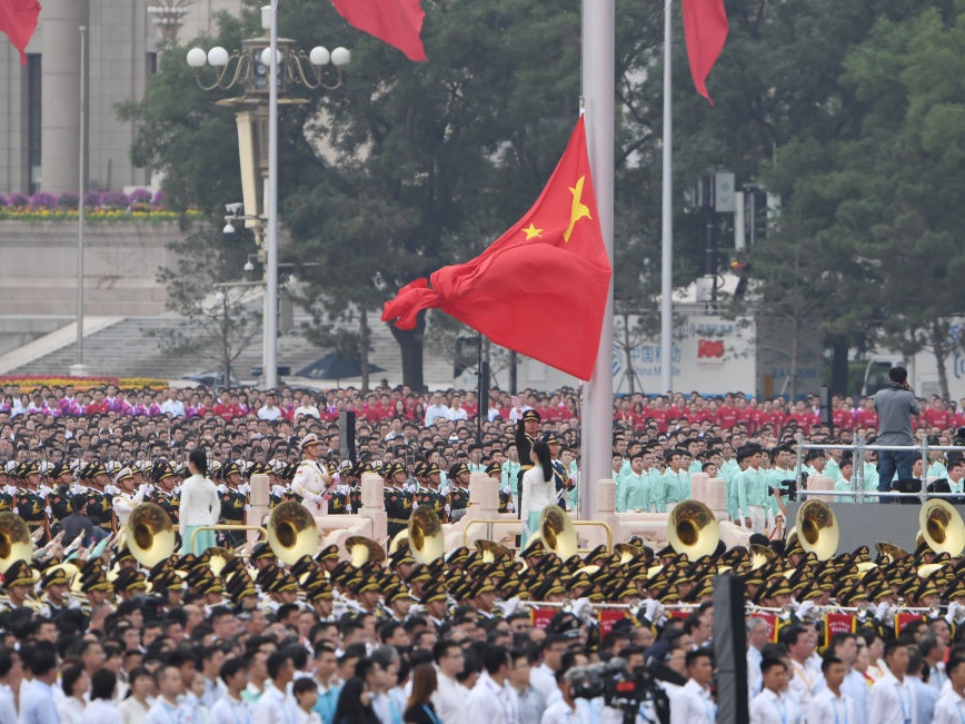 向着第二个百年奋斗目标迈进——习近平总书记在庆祝中国共产党成立100周年大会上的讲话指引前进方向