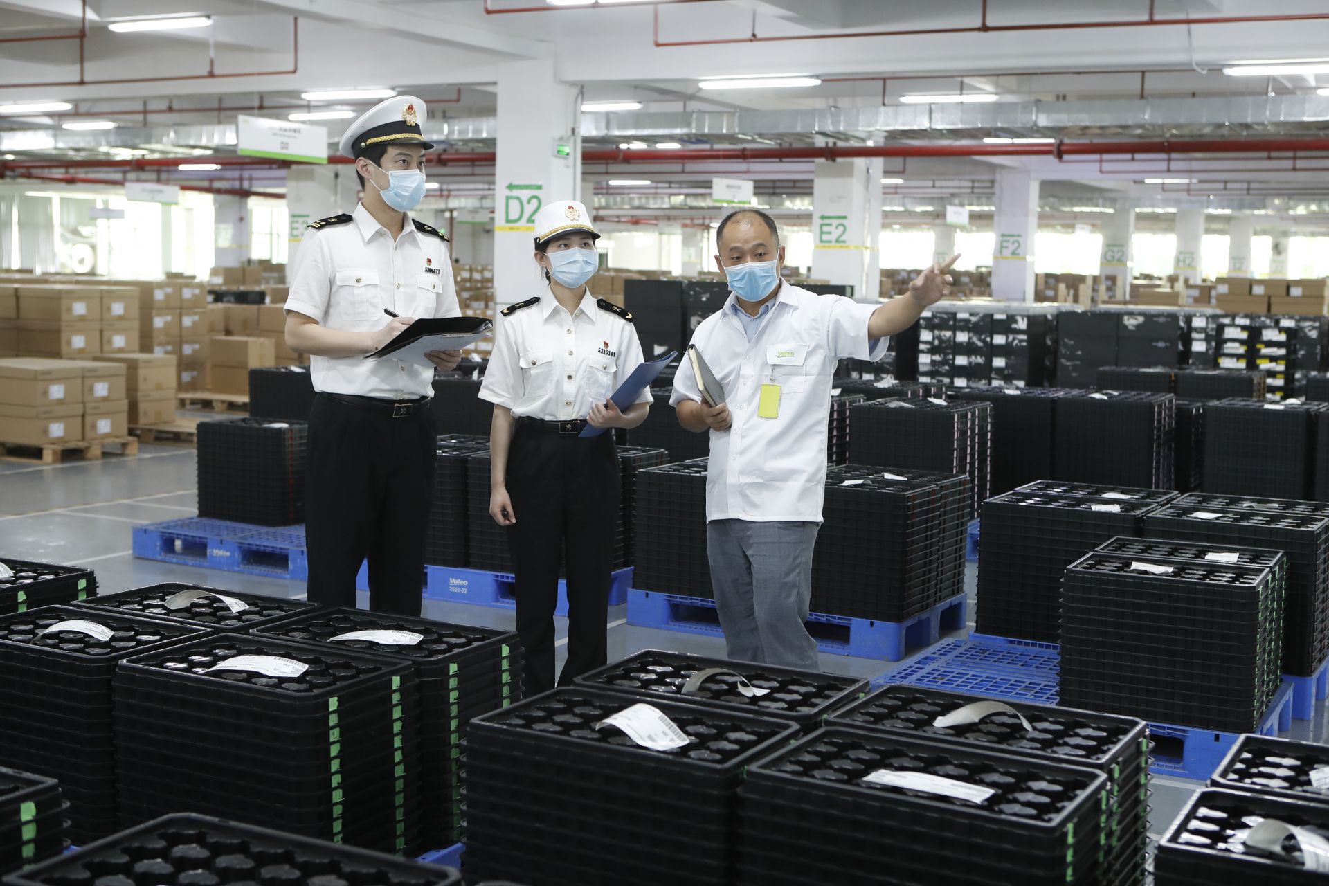上半年深圳锂离子蓄电池出口火热