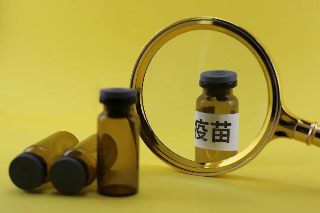 湿疹、服药期老人可以接种新冠疫苗吗？医生意见：非急性发作期可以接种