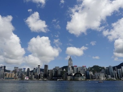 新华国际时评：香港稳了，为何有些人却急了？