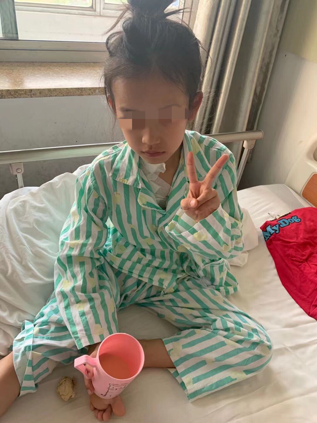 10岁女孩突然脚痛，竟查出恶性肿瘤！谁能帮她打败“肿瘤君”？