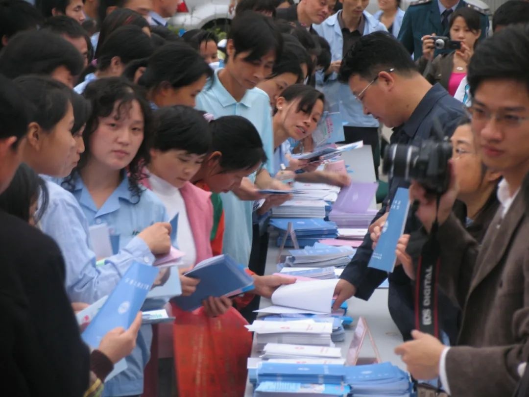 他们是让深圳职工实现大学梦的“娘家人”，也是最懂普法的“打工人”